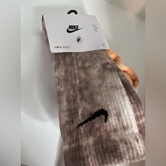 Nike Dri-FIT Crew 2 pair Socks - Picture 3 of 4